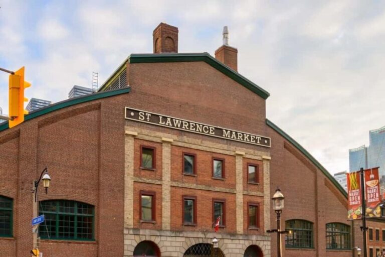 Toronto: Old Town Highlights Private Walking Tour - What Makes This Tour Special