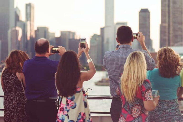 Toronto: Premium Harbor Cruise with Lunch, Brunch, or Dinner - The Value and Considerations