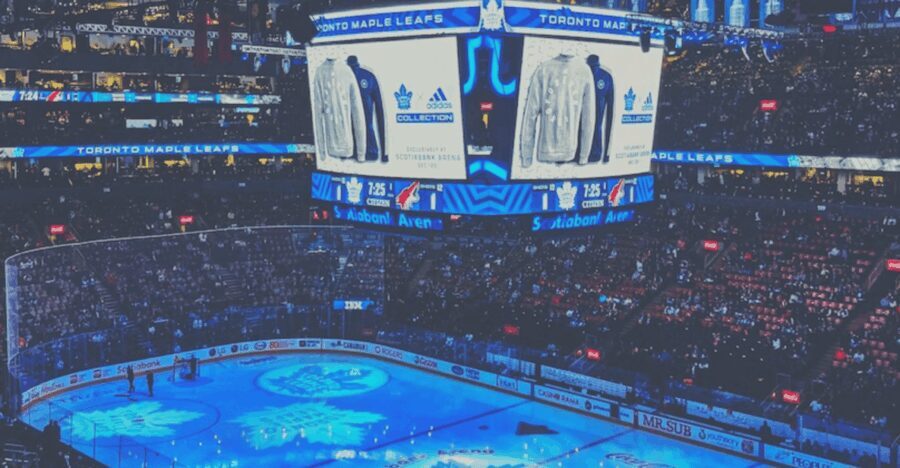 Toronto: Toronto Maple Leafs Game Ticket at Scotiabank Arena - A Closer Look at the Experience