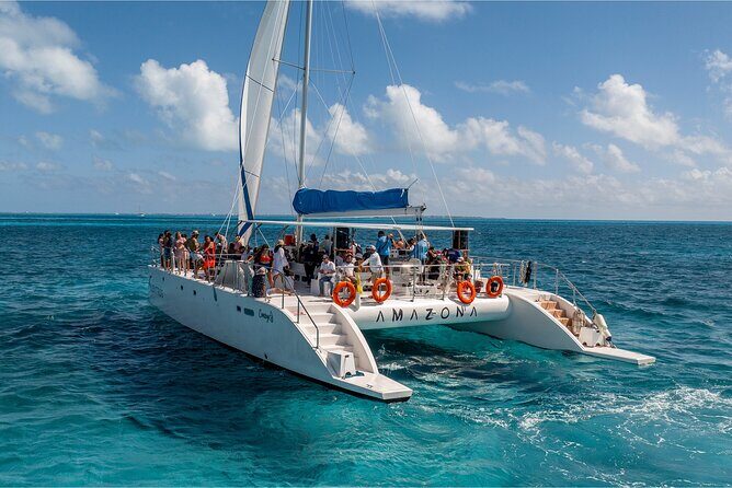 Tulum Isla Mujeres tour with Open bar and Lunch buffet - Who Is This Tour Best Suited For?