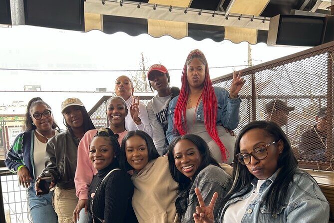 Ultimate H-Town Experience with Party Truck Ride + Paint & Sip - Who is This Tour Best For?