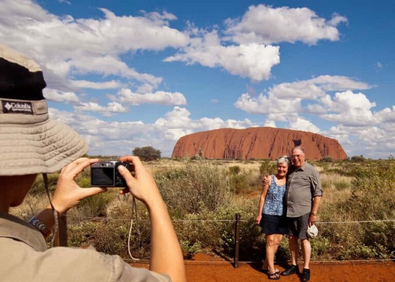 Uluru: Small Group Guided Tour with Sunset Refreshments - The Experience from a Traveler’s Perspective