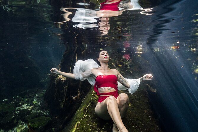 Underwater Photo Shoot Experience in Cenote - The Photography: What Makes It Special