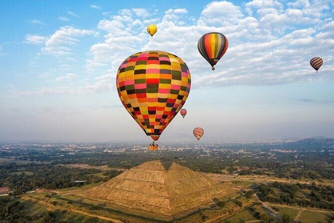 Unforgettable Balloon Flight + Tour of Teotihuacan - From the Sky to the Ground: Culture and Cuisine