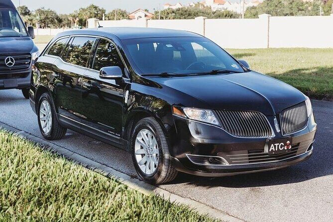 Universal Orlando Resorts to Orlando Airport MCO Private Transfer - Who Should Consider This Transfer?