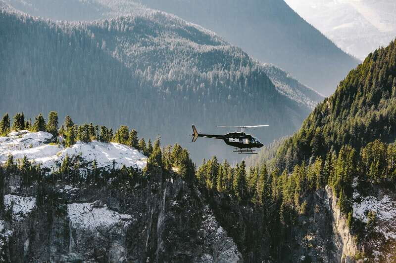 Vancouver: Coastal Mountain Landing Helicopter Tour - The Experience With Your Pilot