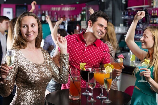 Vancouver Evening 4 Hours Tour with Night Life Attractions Private - A Deep Dive into the Tour Experience