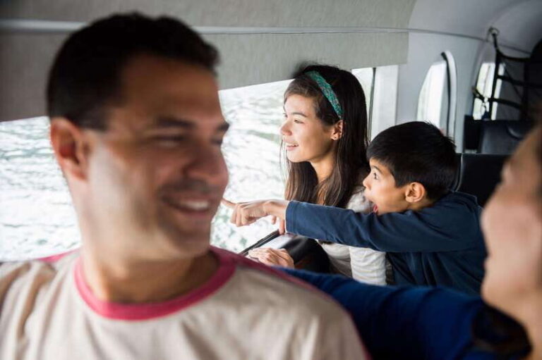 Vancouver: Scenic Panorama Seaplane Tour - The Pilot and Crew