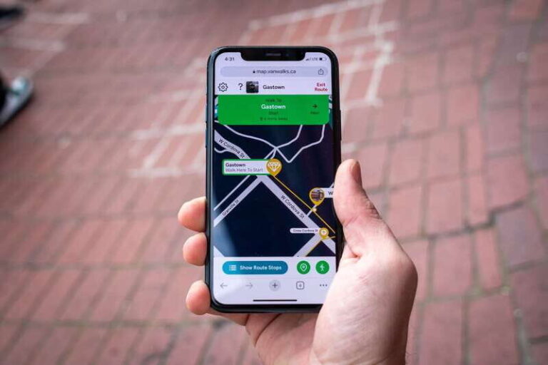 Vancouver: Self-Guided Smartphone Walking Tour of Gastown - What Past Travelers Say