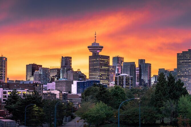 Vancouver Small Group Night Tour w/Capilano + Grouse Mtn Dinner - Transportation & Logistics