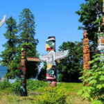 Vancouver: Small Group Tour w/Capilano & Grouse Mtn Lunch - The Capilano Suspension Bridge and Cliffwalk
