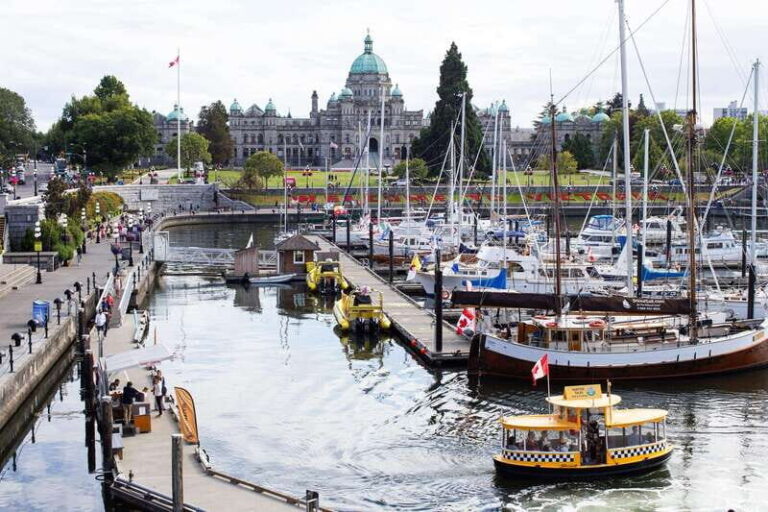 Victoria: City Highlights and Butchart Gardens Tour - What We Love About This Tour