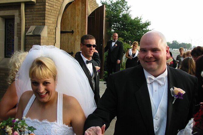 VIP Traverse City Michigan Movie Stars Wedding Shuttle - The Experience from Real Travelers (Based on Reviews)