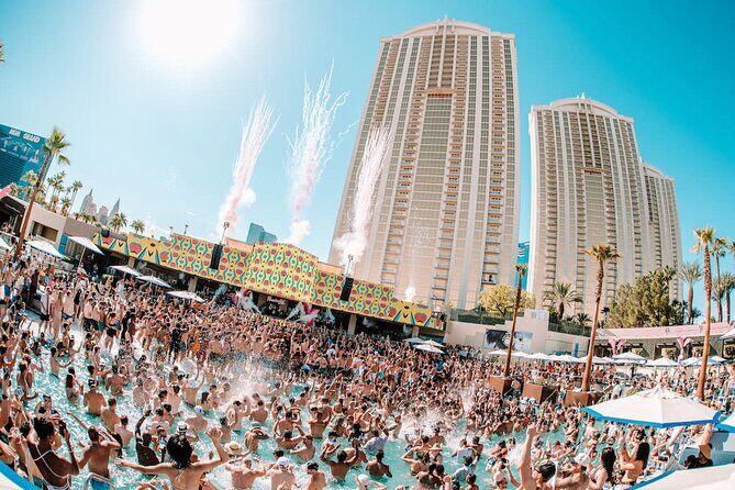 VIP Vegas Pool Crawl: Drinks, Entry & Party Bus - What Travelers Say
