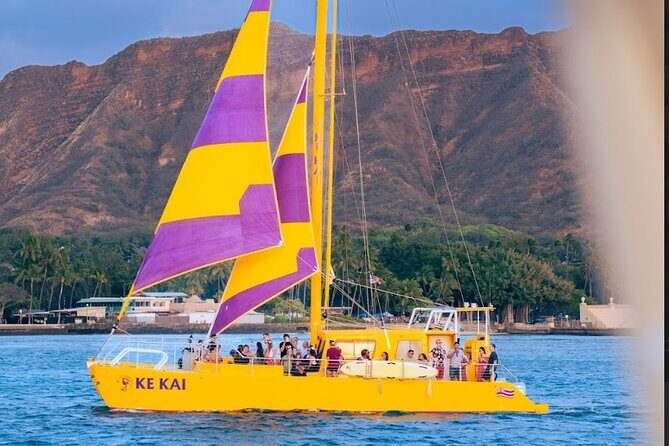 Waikiki Beach Sunset Sail - An In-Depth Look at the Experience