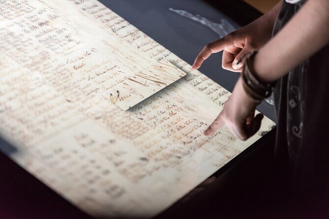 Waitangi Treaty Grounds Admission - Exploring the Grounds and Museums