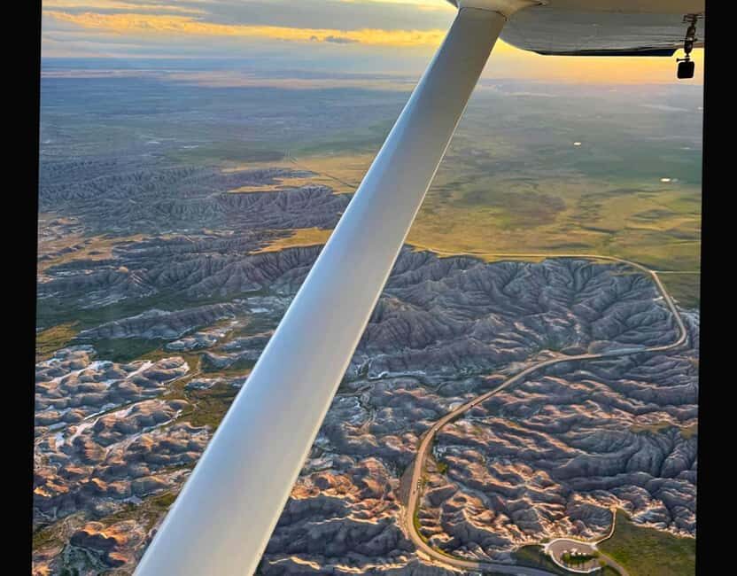Wall SD: Small Airplane Tour To See Badlands National Park - Price and Value