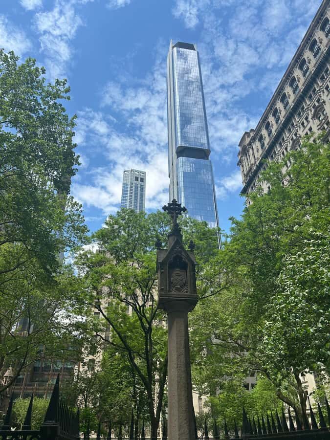 Wall Street: The birth place of NYC in French/English tour - Why This Tour Stands Out