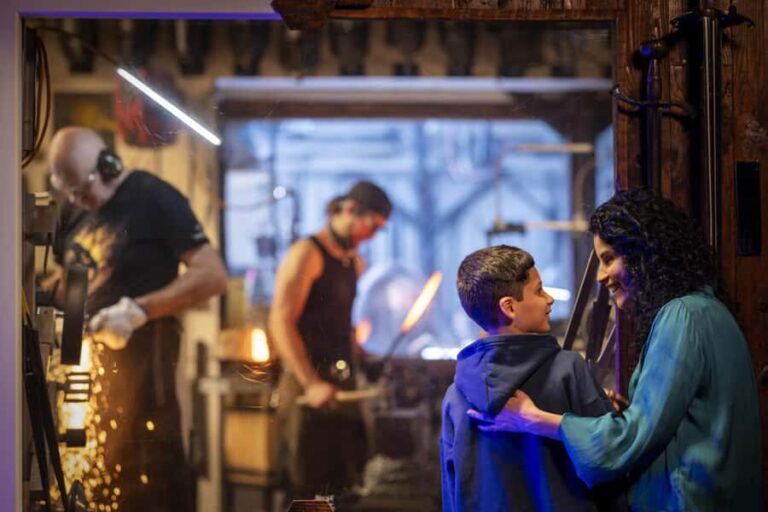 Wellington: Wt Workshop Guided Tour Ticket - The Experience in Detail – Pros and Cons