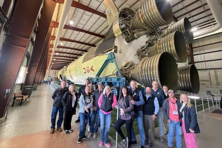 World Cup: Houston NASA Spanish Tour Guide & Tunnel Tour - FAQs