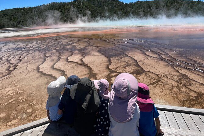 Yellowstone Bus Tour - The stops: what you’ll see and do