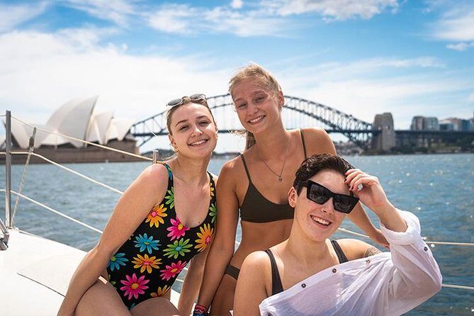 7 Day ULTIMATE Sydney (18 - 35s) - Transport, Accommodation, and Value