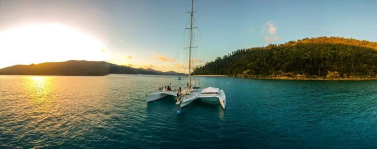 Airlie Beach: 2-Day Whitsunday Islands Sailing Snorkel Tour - What the Reviews Say