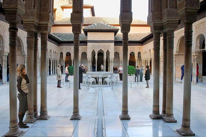 Alhambra Private/Small Group Tour & Nasrid Palaces Skip the Line - Practical Considerations That Matter