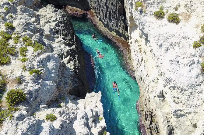 Amazing boat trip from Tropea to Capo Vaticano - 6 to 12 people - Timing and Logistics