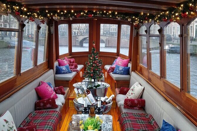 Amsterdam 90 minutes Canal Cruise with bar and snacks on board. - The Boat Experience and Comfort Considerations