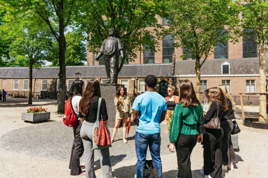 Amsterdam Anne Frank: Small-Group Walking Tour & Local Guide - Choose Small Group or Private: Comfort and Language Tradeoffs