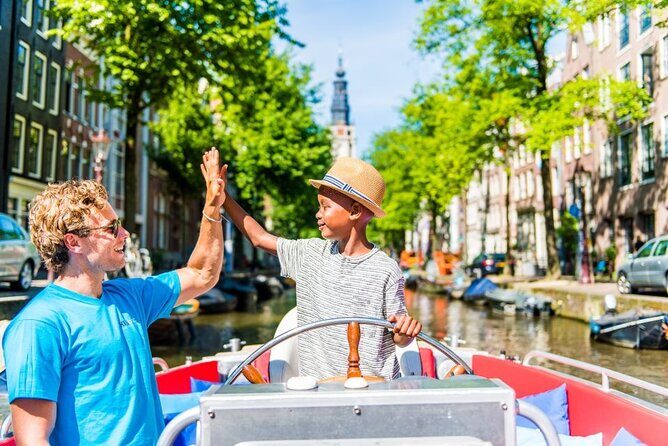 Amsterdam Canal Cruise in Open Boat with Unlimited Drinks Option - The Guide Experience: What You Can Expect