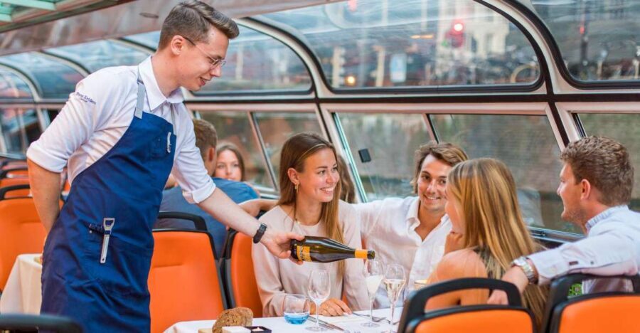 Amsterdam: Dinner Cruise with 4-Course Menu - Nighttime Canal Belt Views: Why This Part of Amsterdam Hits Different