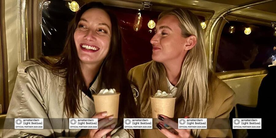 Amsterdam: Light Festival Boat+Unlimit.Drinks & Snack Option - Where you meet (and how not to lose time)