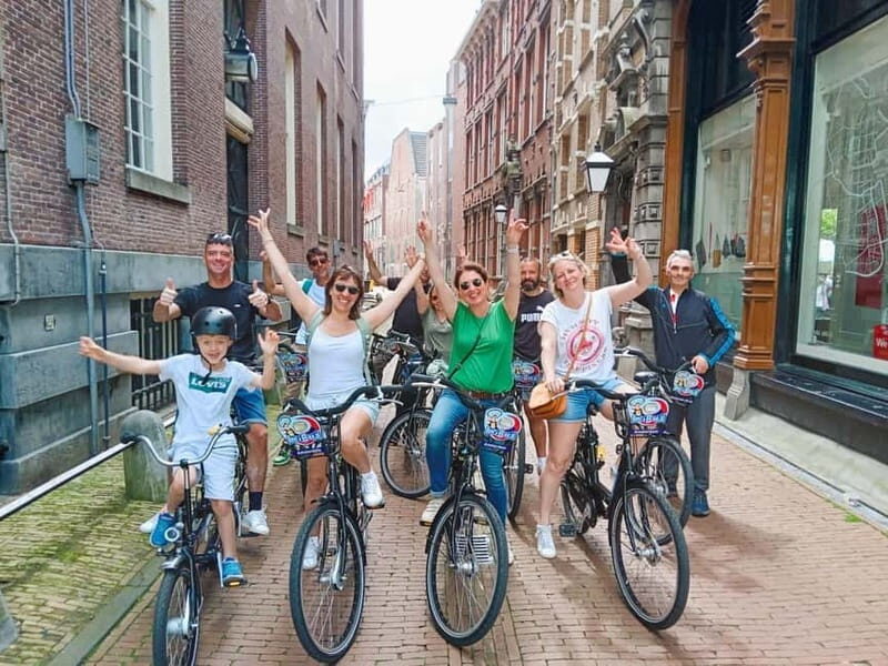 Amsterdam: Off the Beaten Path Bike Tour in French - Timing That Fits Real Trips: 10:30, 13:30, and 16:15 Options