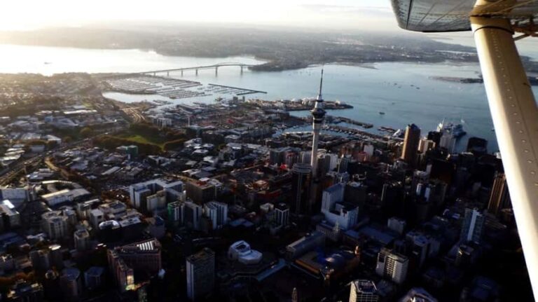 Auckland: Auckland City & Hauraki Gulf Scenic Flight - The Practicalities
