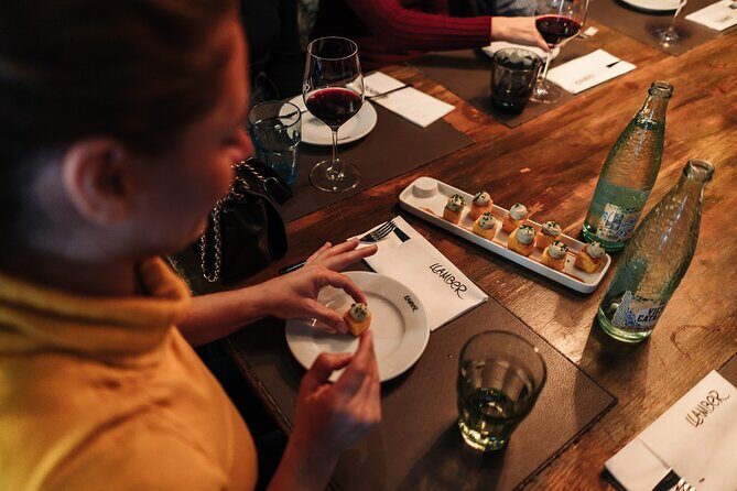 Barcelona: Guided Food Walking Tour with Tapas and Wine - The Guide Makes or Breaks the Experience