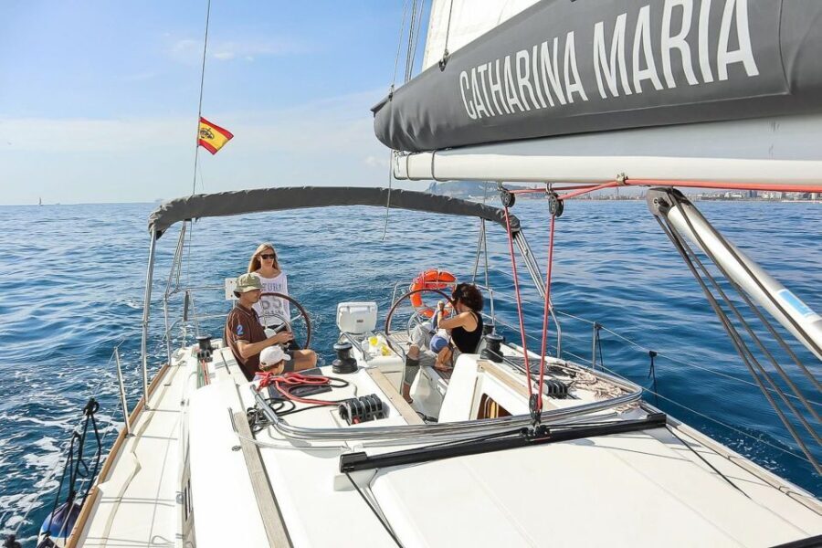 Barcelona: Coastline Boat Trip with Snacks and Cava - Price and value: what $32 buys you here