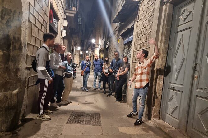 Barcelona Ghosts & Legends Tour - What Happens During the 90-Minute Experience