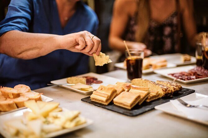 Barcelona Gothic Quarter Tapas & Taverns Food & Wine Tour - The Guides Make the Difference