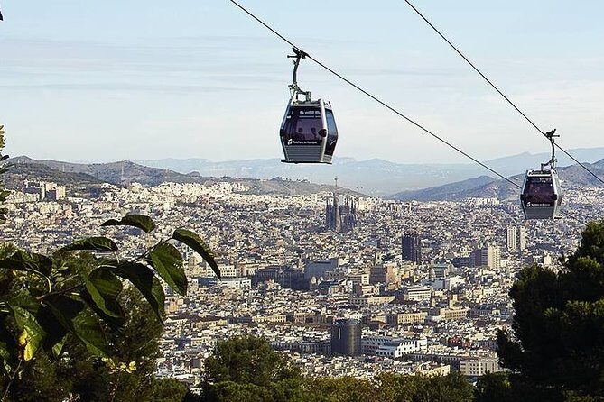 Barcelona: Old Town, Montjuic Castle, Cable Car Small Group Tour - The Cable Car Moment