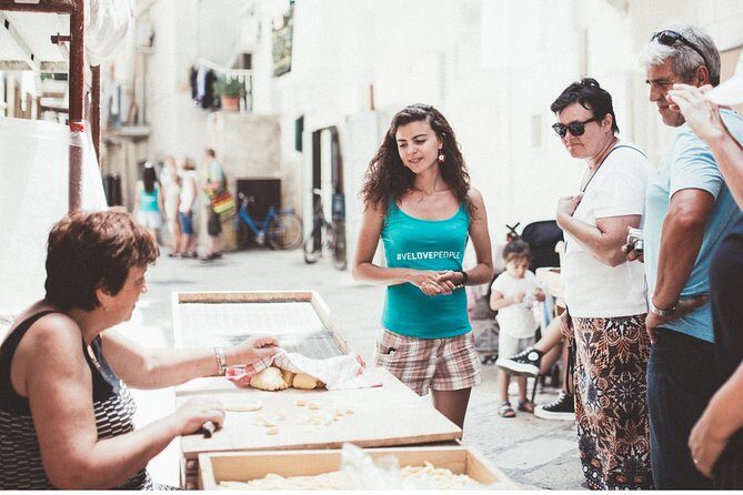 Bari Walking City Tour - Meeting Point and Practical Start