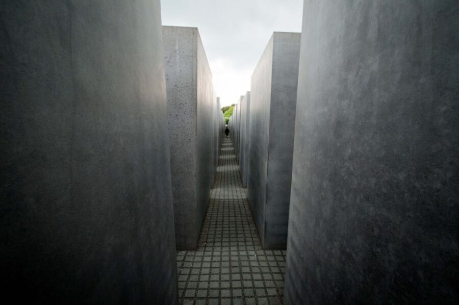 Berlin: Discover Berlin Walking Tour - Price and value: why $23 feels fair here