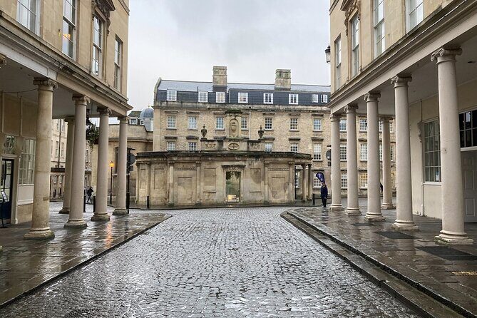 Best of Bath Walking Tours - Georgian Tour - The Architectural Sequence: Queen Square to Royal Crescent