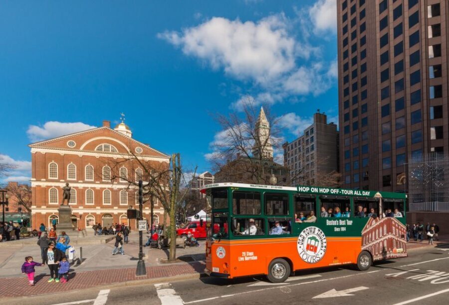 Boston: Hop-on Hop-off Old Town Trolley Tour - Where You Start: 296 State St and Boarding Without Stress