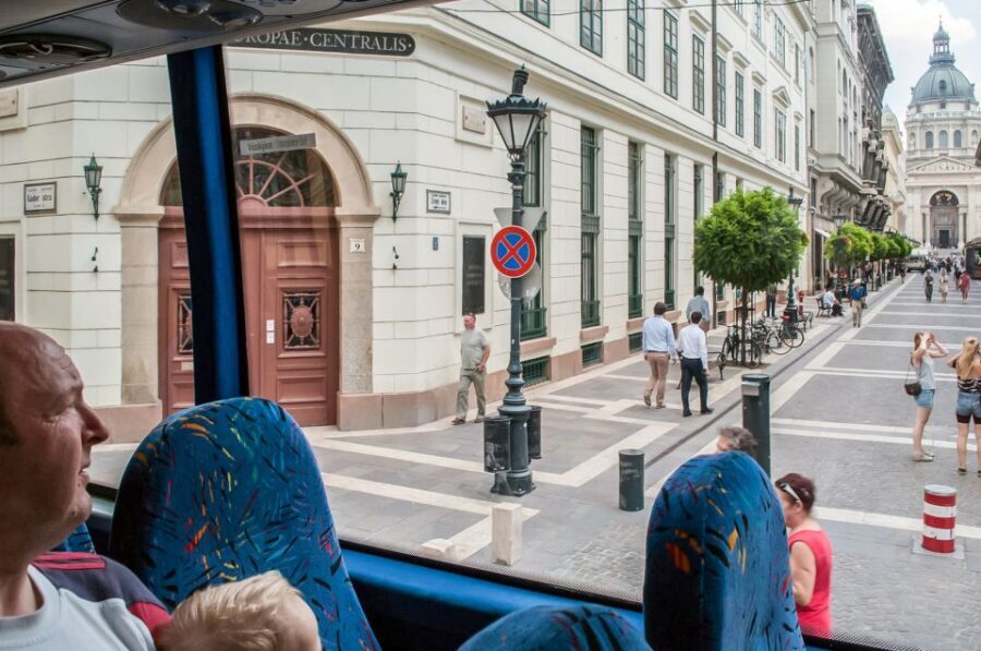 Budapest: Floating Bus Tour by Land and Water - Meeting Point at Széchenyi István Square 7: Easy Start