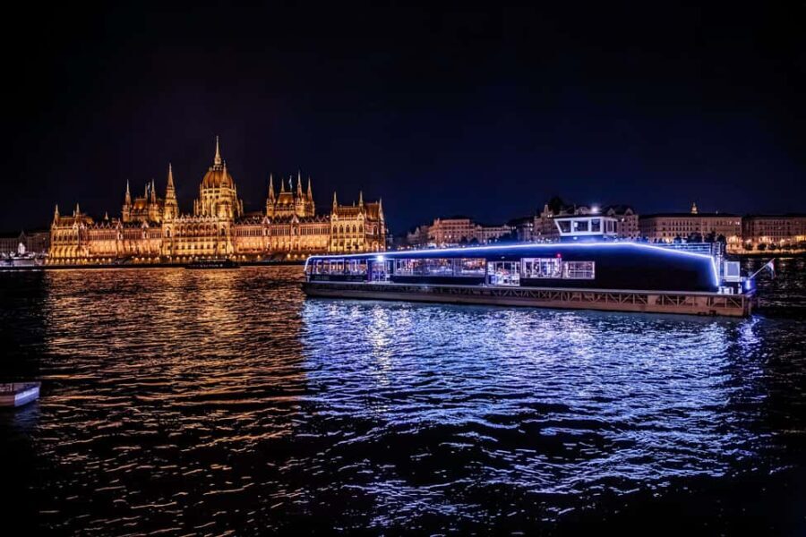 Budapest: Nighttime or Daytime City Sightseeing Cruise - Getting to Purpleliner Dock 1/B (Without Losing Time)