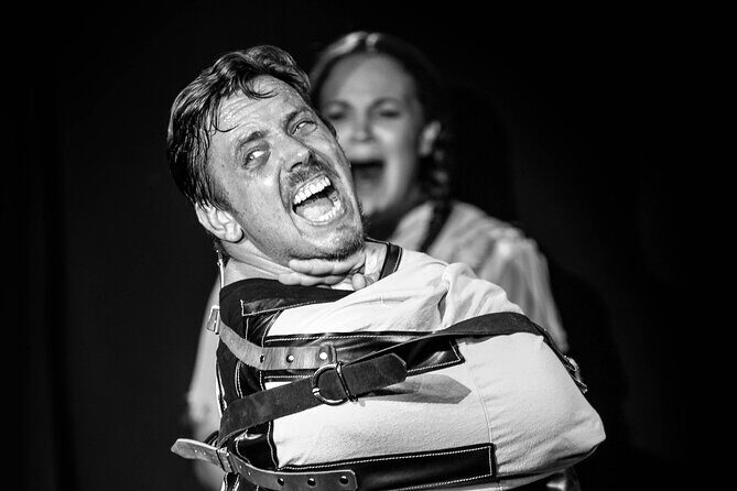 Chamber of Secrets Skip the Line Ticket - Unlimited drinks that keep the mood flowing