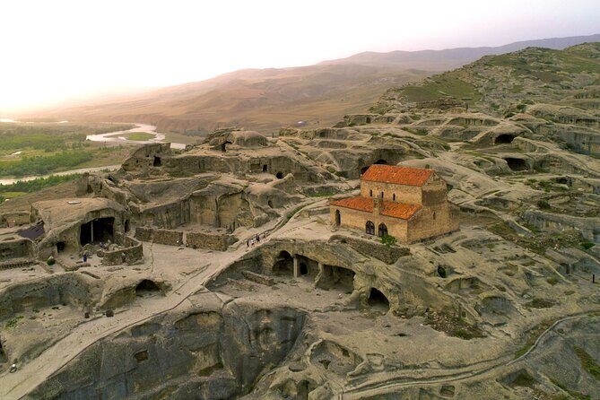 Day Trip to Mtskheta Gori and Uplistsikhe - Stop Two: Gori and Lunch—Where You Get to Make Choices