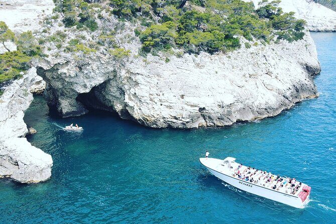 Desirèe experience. Visit of the marine caves of Vieste - The Guide Experience: What Travelers Actually Report